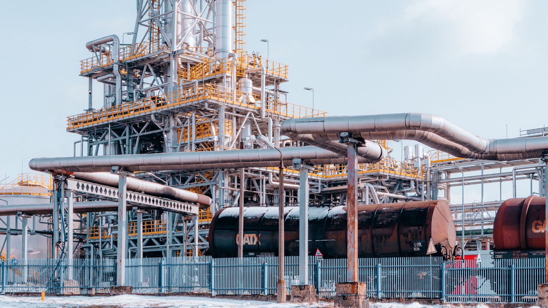 Petroleum marketing and supply logistics